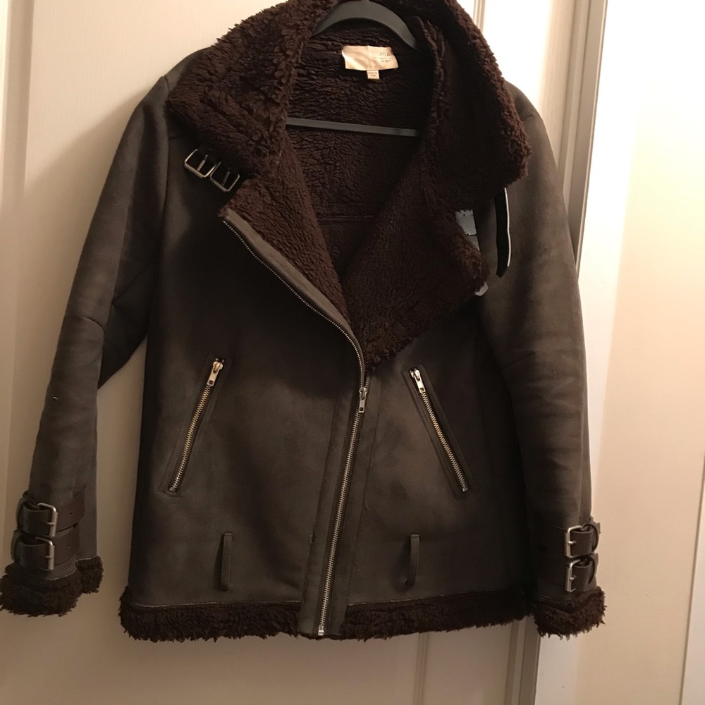 FAUX SUEDE AND SHERPA COAT